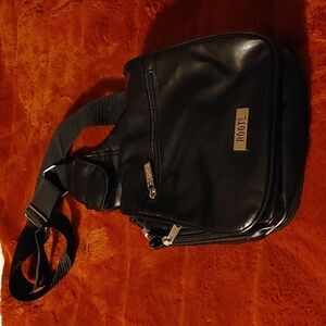 💚Roots Unisex Sling Cross body Bag Black